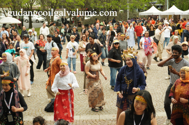 Tips Mengajarkan Festival Projects